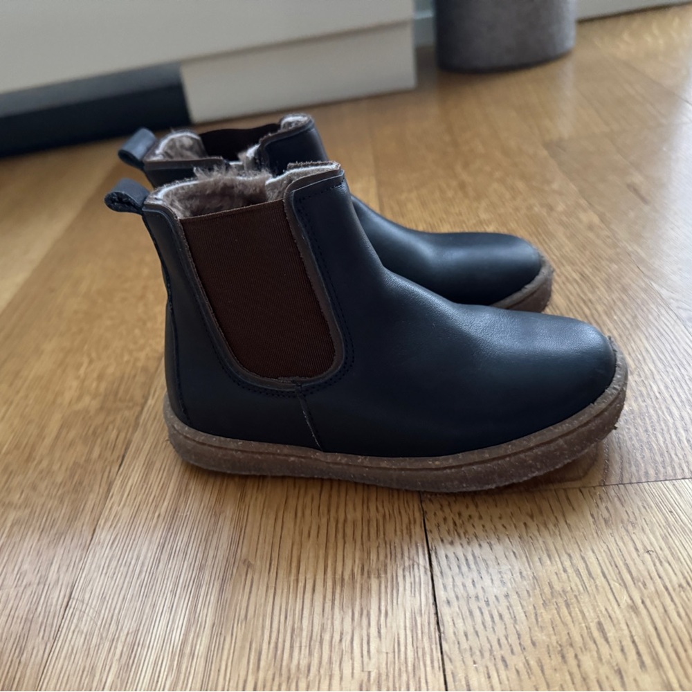 Bisgaard Kids Blue Leather Fur Boots with rubber soles size 26